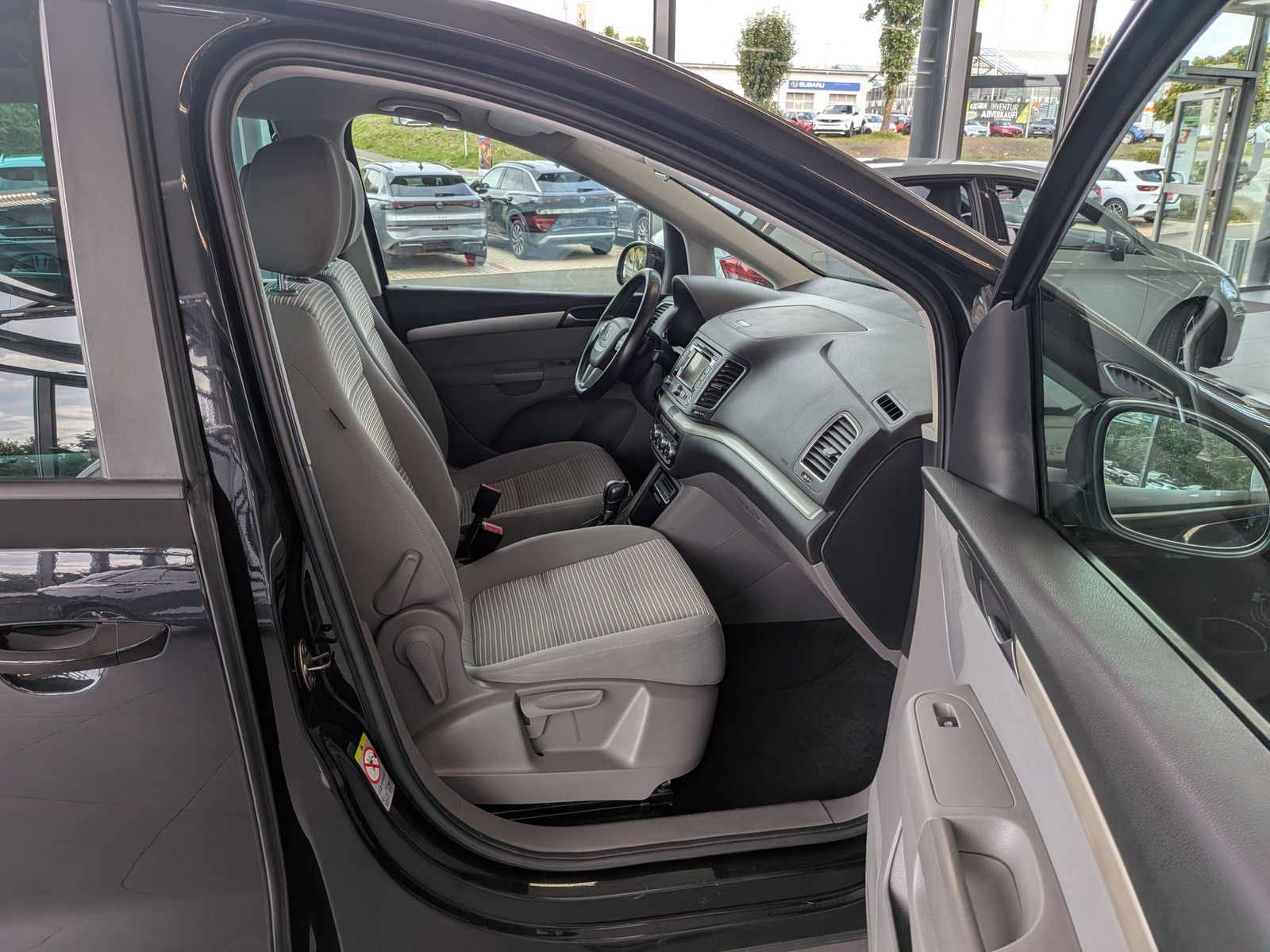 Fahrzeugabbildung SEAT Alhambra 2.0 TDI Style Bi-Xen 7-Sitz Cam Tempoma