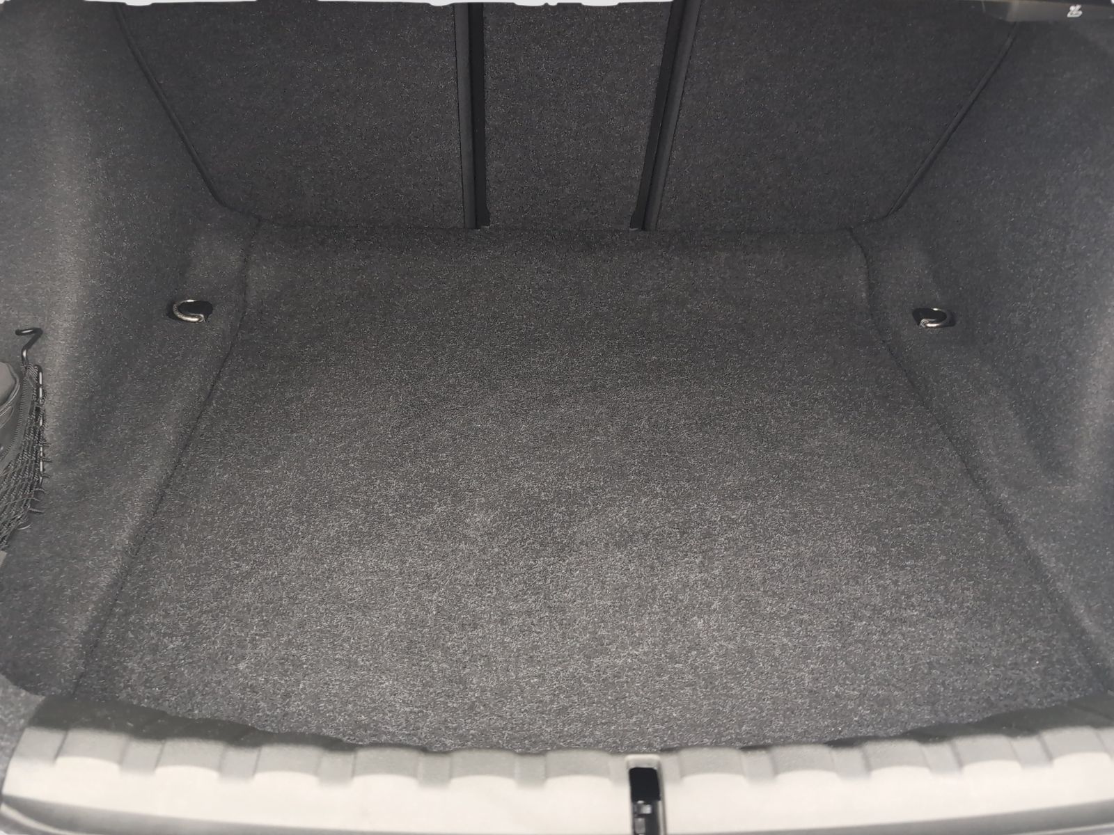 BMW 218 - Bild 15