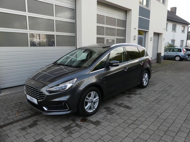 FORD S-MAX Titanium*AHK*Winterreifen