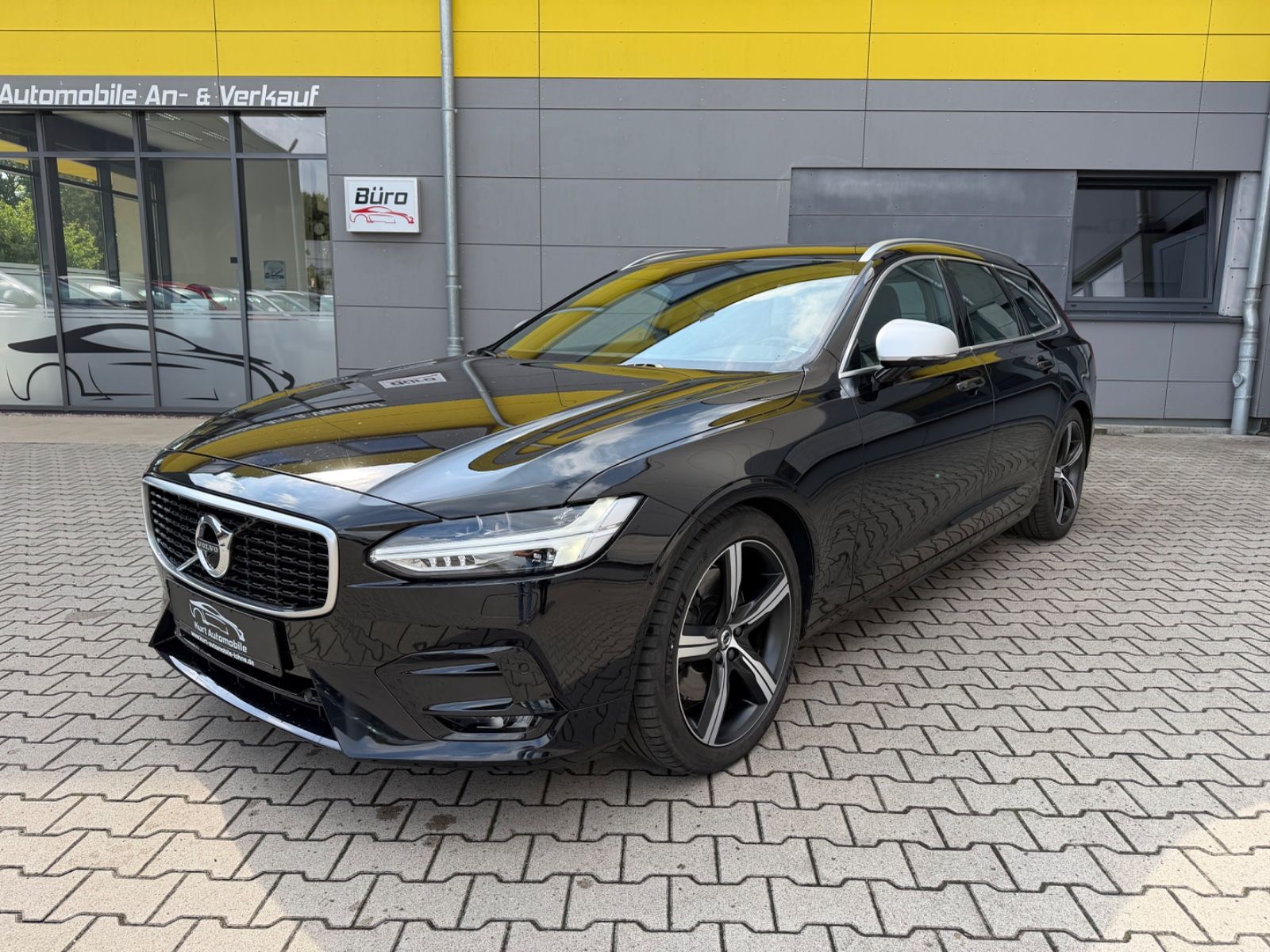 Volvo V90 Kombi R Design AWD/ALLRAD/SPORTPAK*/PANO/KAM foto 2