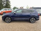 Volkswagen Tiguan Allspace R-Line TDi DSG 4M Vollausstattun - blaue Volkswagen Tiguan Allspace