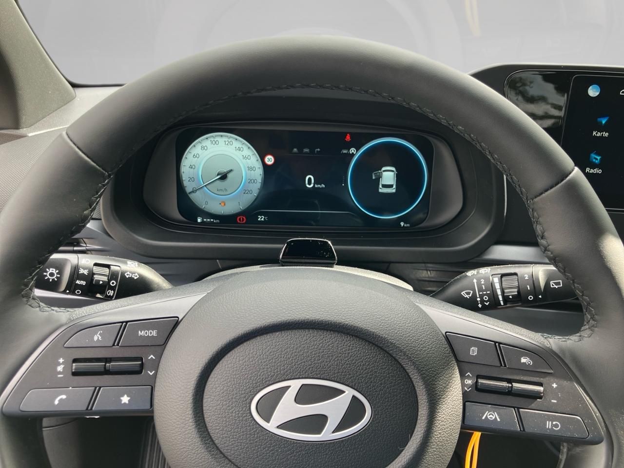 Fahrzeugabbildung Hyundai i20 BLACKLINE SHZ*LHZ*NAVI*CARPLAY