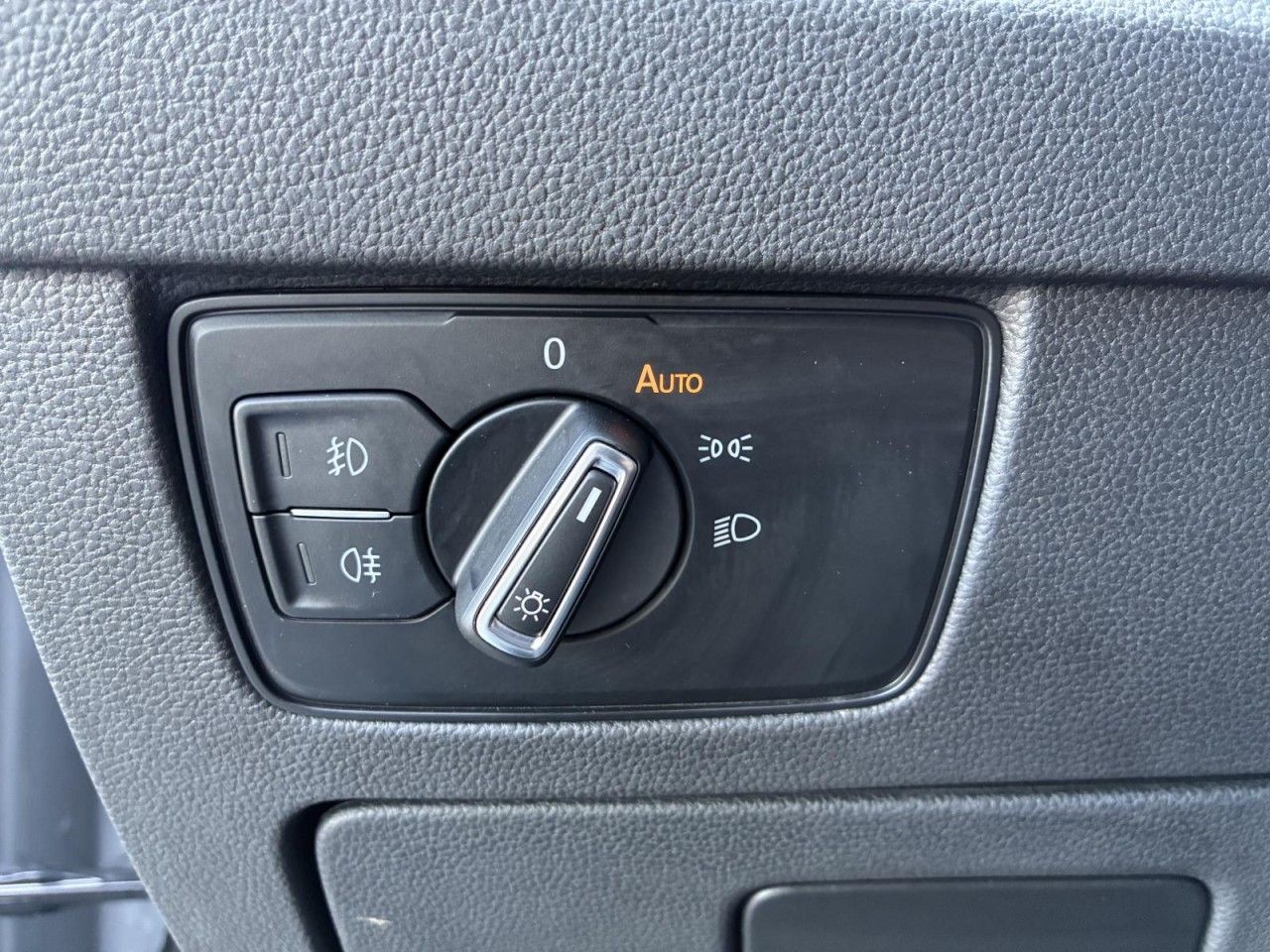Volkswagen Passat Variant - Bild 13