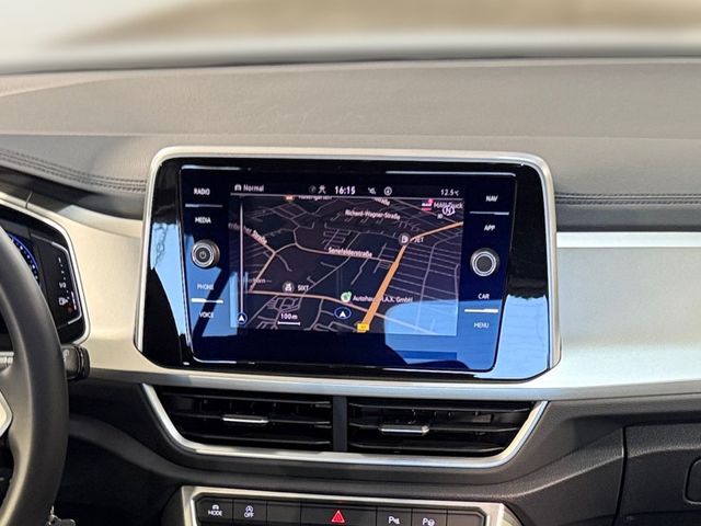 T-Roc 1.5 TSI DSG MOVE LED+KAMERA+NAVI+APP+ALU17