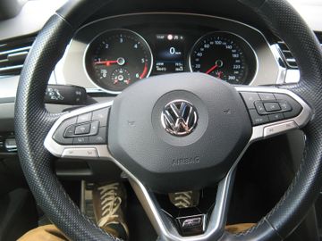 Volkswagen Passat Variant - 11