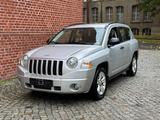 Jeep Compass 2,0  4x4 4WD Sport - gebrauchte Jeep Compass aus dem Jahr 2007