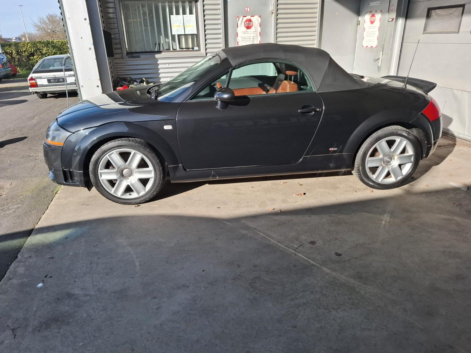 Audi TT Roadster 1.8T 132 kW Sauber