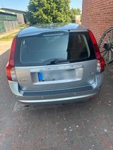 Volvo V 50 D4, fünf Zylinder, Diesel - Volvo V50 aus 2011