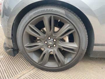Land-Rover Range Rover Velar - 11