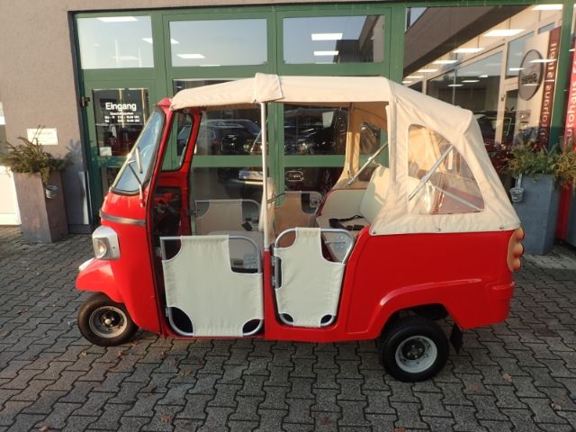 Fahrzeugabbildung Piaggio Ape Calessino 200 wenig Kilometer