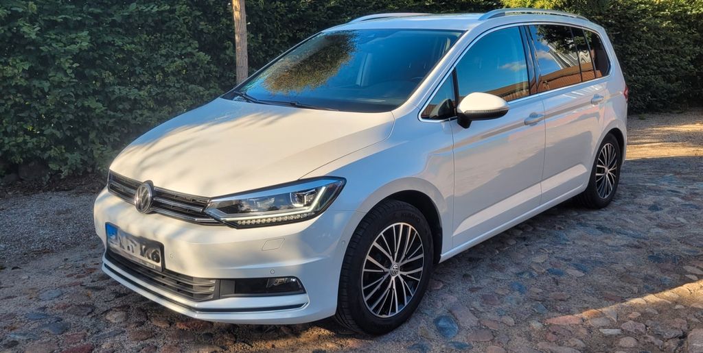 Image of Volkswagen Touran