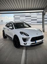 Porsche PDLS+/ACC/LUFT/AHK/Pano/Lederpaket/21Zoll - Porsche Macan in Kassel
