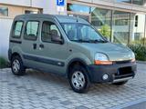 Renault Kangoo 1.6 Allrad 4x4 Klima AHK - Renault Kangoo mit Benzin-Antrieb: Kleinbus, 1.4