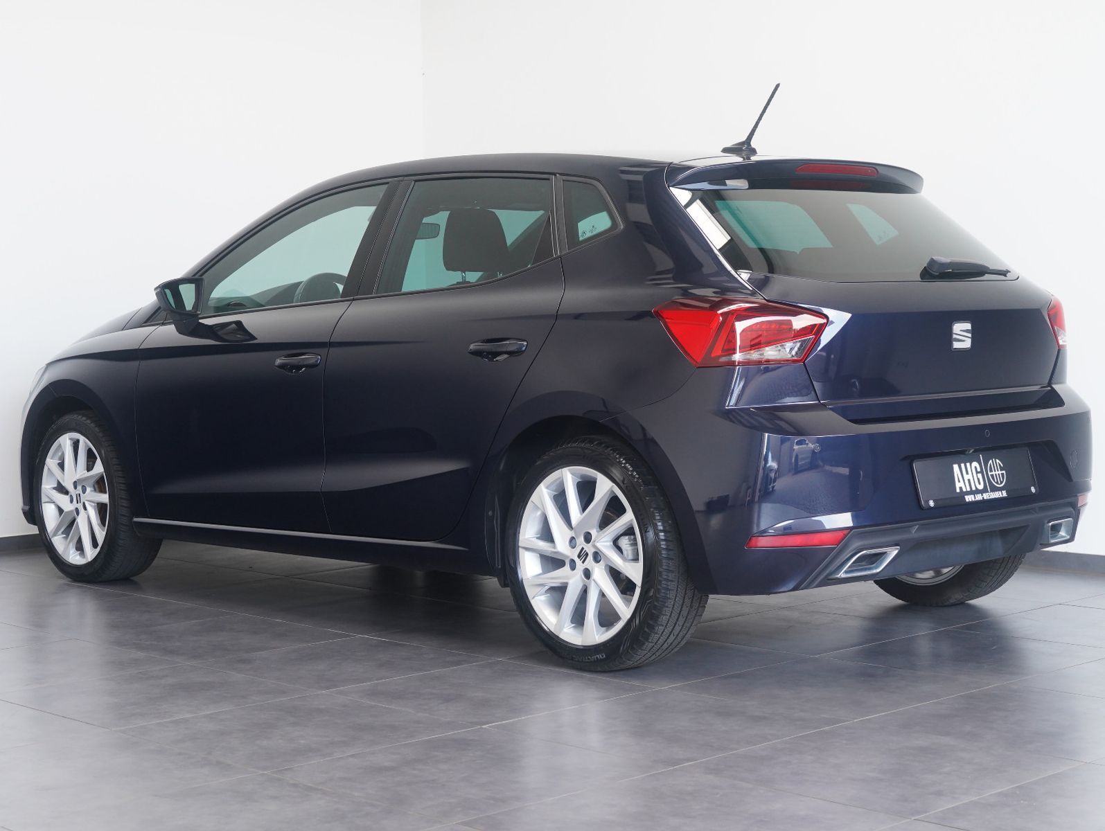 Fahrzeugabbildung SEAT Ibiza 1.0 TSI FR Beats LED/NAVI/CARPLAY/ACC/CAM