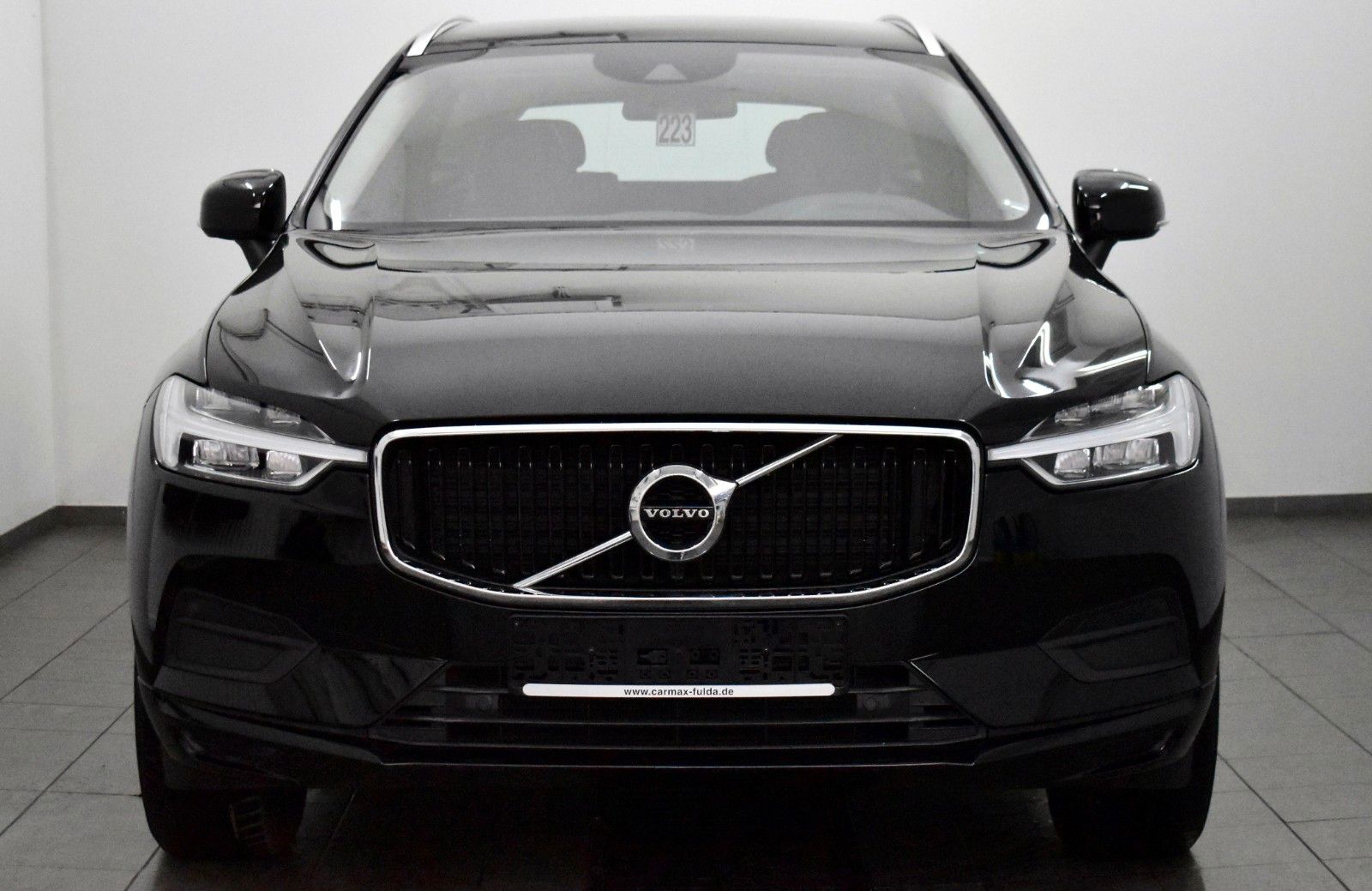 Fahrzeugabbildung Volvo XC60 Momentum,Leder,Navi,LED,SH,AHK