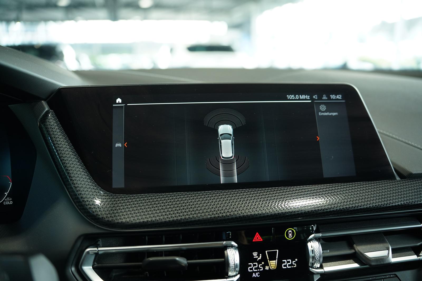 BMW 118 I Sport Line *2.Hand *LiveCockpit*Sportsitze, миниатюра 2