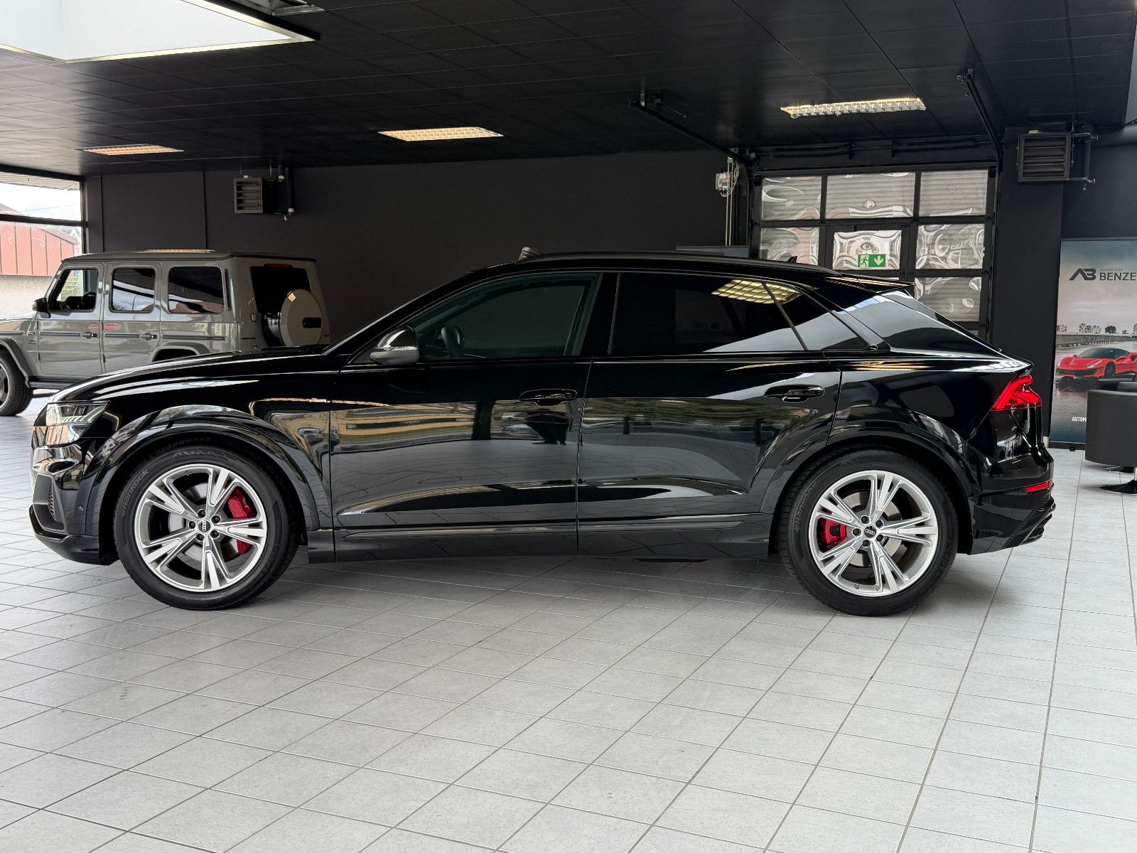 Fahrzeugabbildung Audi Q8 50 TDI Quattro/COMPETITION-PLUS/CARBON/VOLL