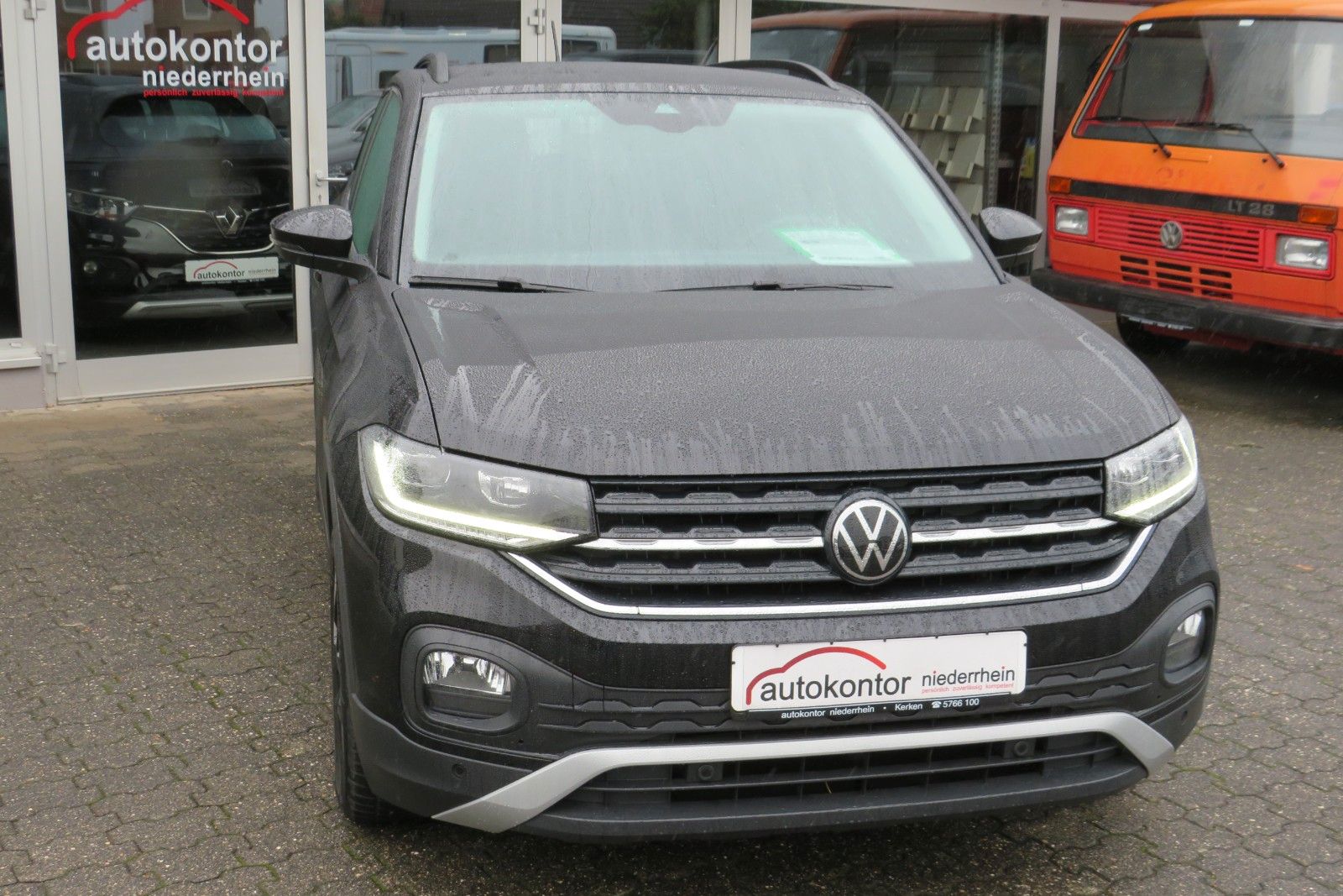 Fahrzeugabbildung Volkswagen T-CROSSLife LED SPORTP. SITZH. NAVI APP "AKTIONS