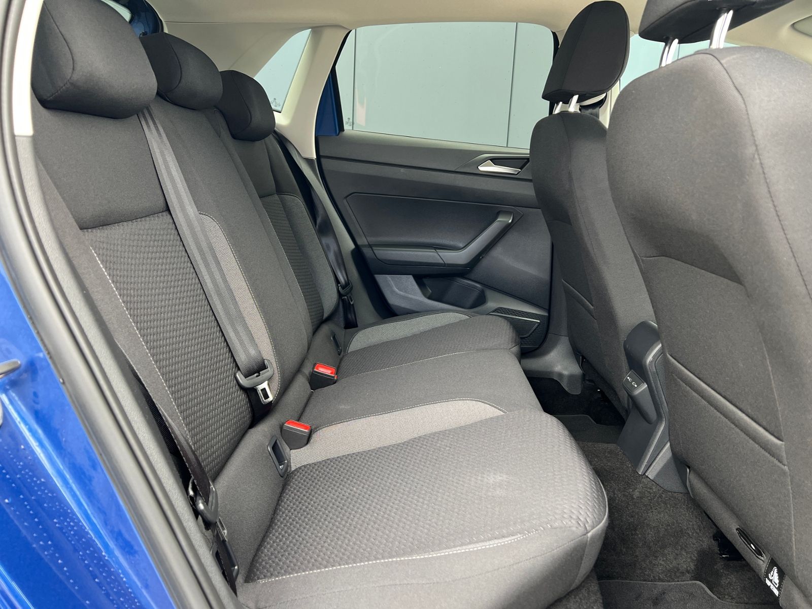 Fahrzeugabbildung Volkswagen Polo Life 1.0 *LED, Climatronic, Sitzhzg., App-C
