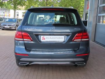 Mercedes GLE 250 - 5