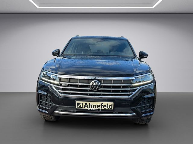 Touareg 3.0 V6 TDI R-Line 4Motion DSG PANO LED