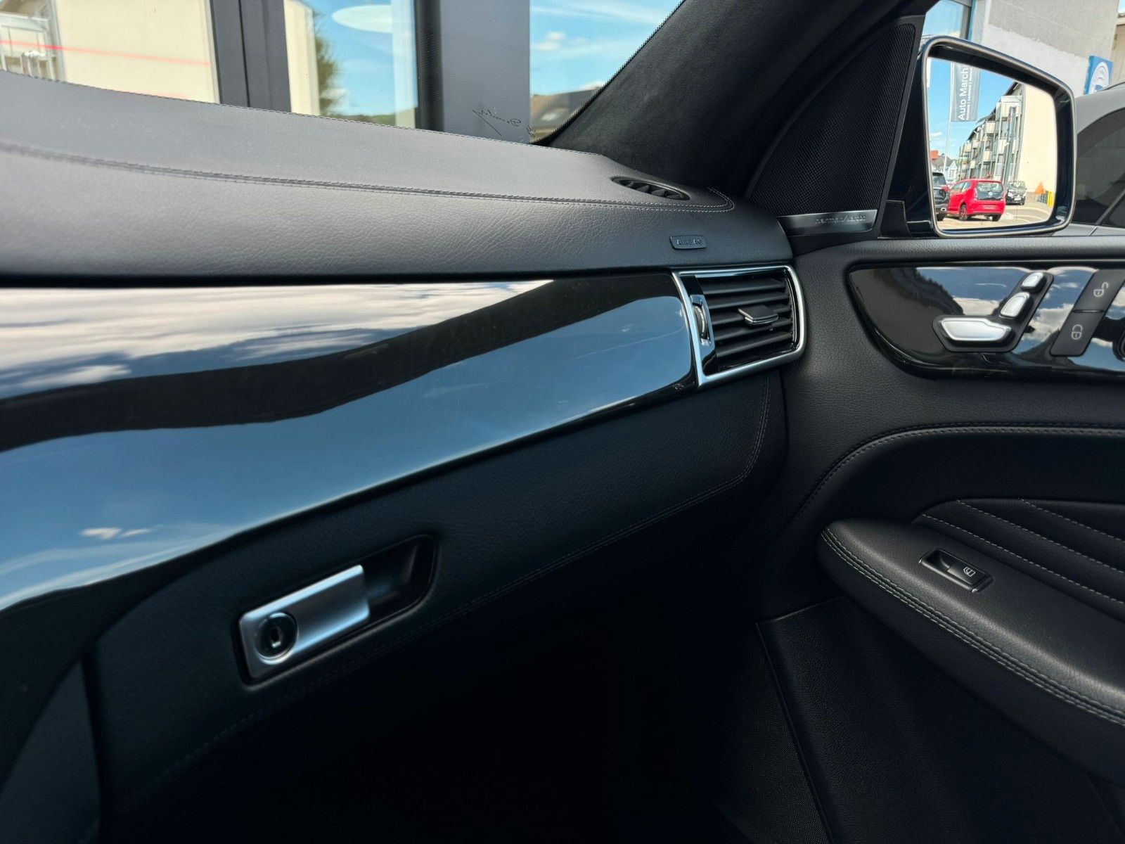 Fahrzeugabbildung Mercedes-Benz GLE 350d Coupe AMG-Line*Junge Sterne 07/26*