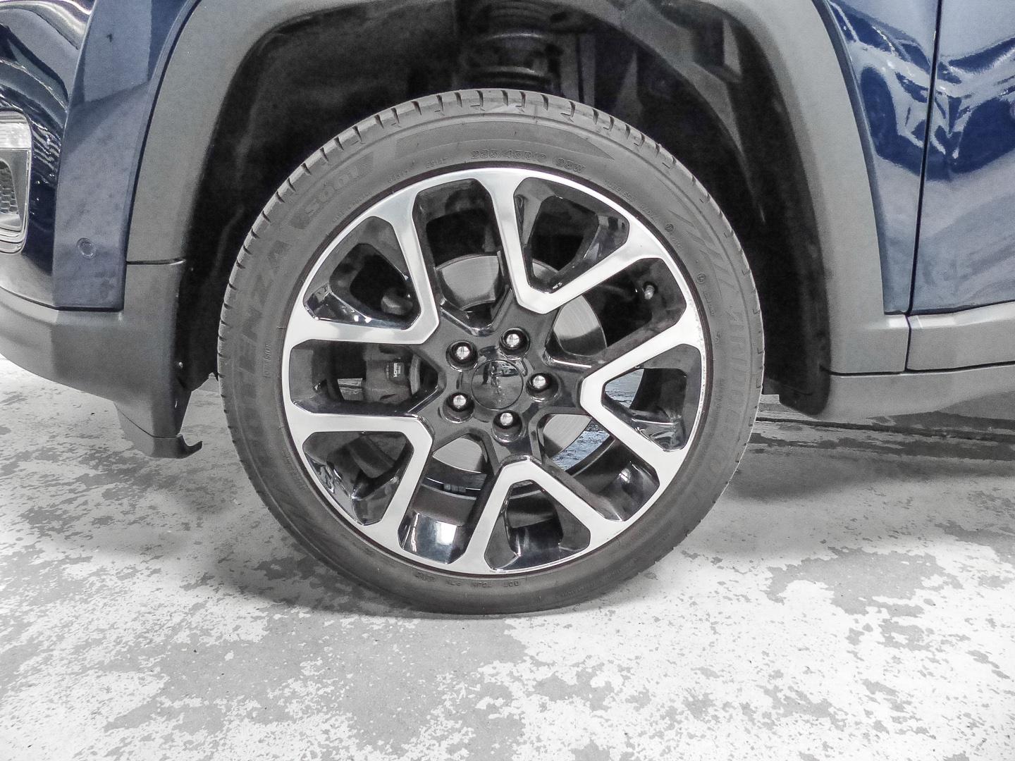 Jeep Compass Limited 4WD El. Panodach Navi Leder Memo