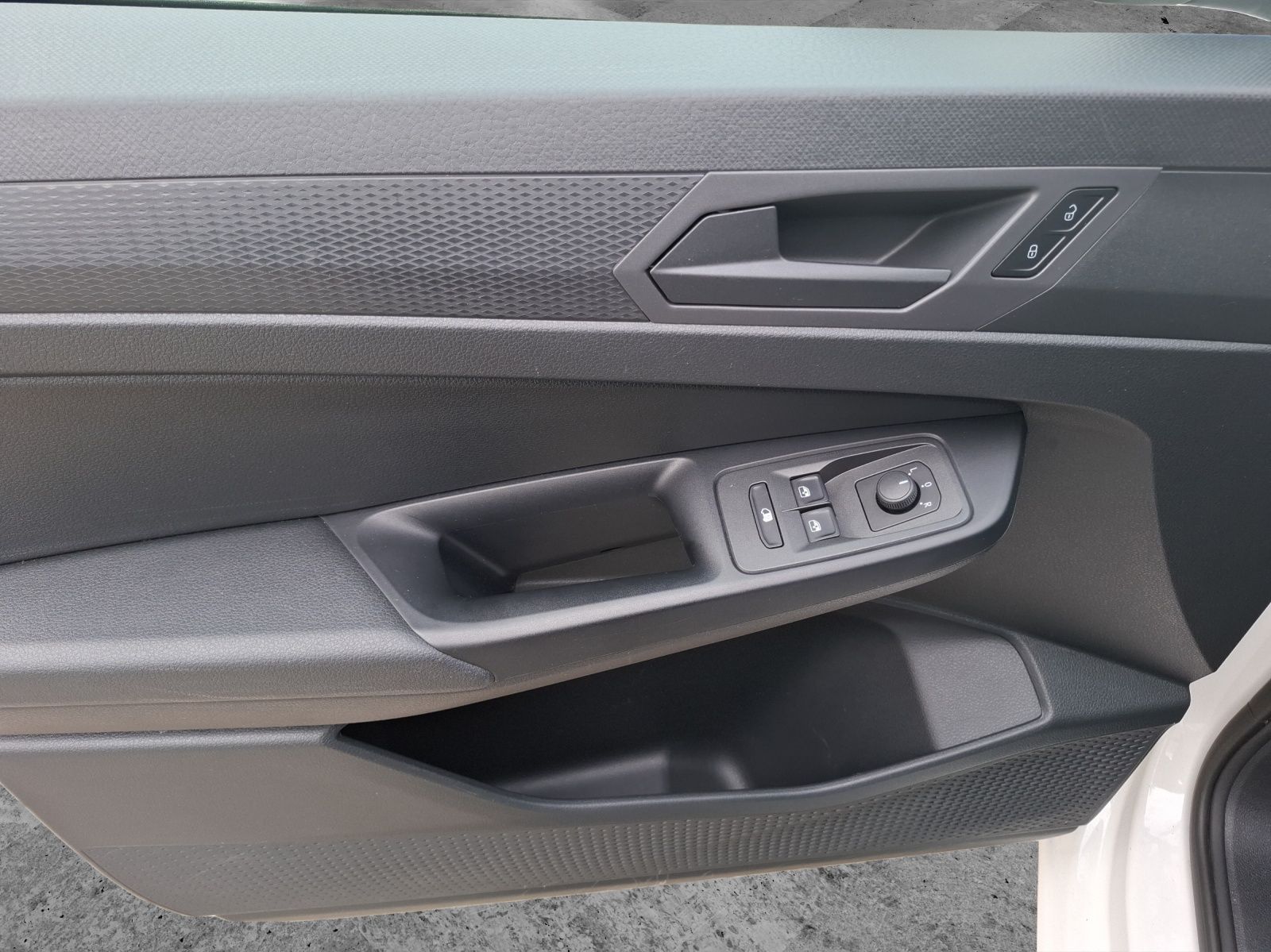 Fahrzeugabbildung Volkswagen Caddy Kasten TSI  EcoProfi Klima DAB PDC SHZ