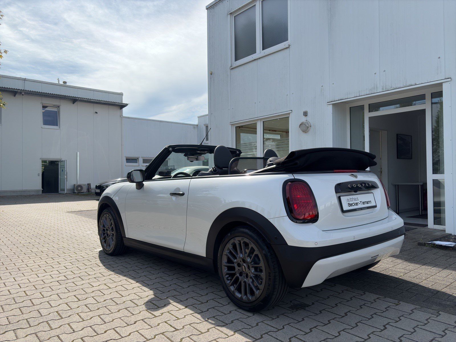 MINI Cooper Cabrio - Bild 10