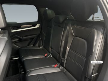 Porsche Cayenne - 11