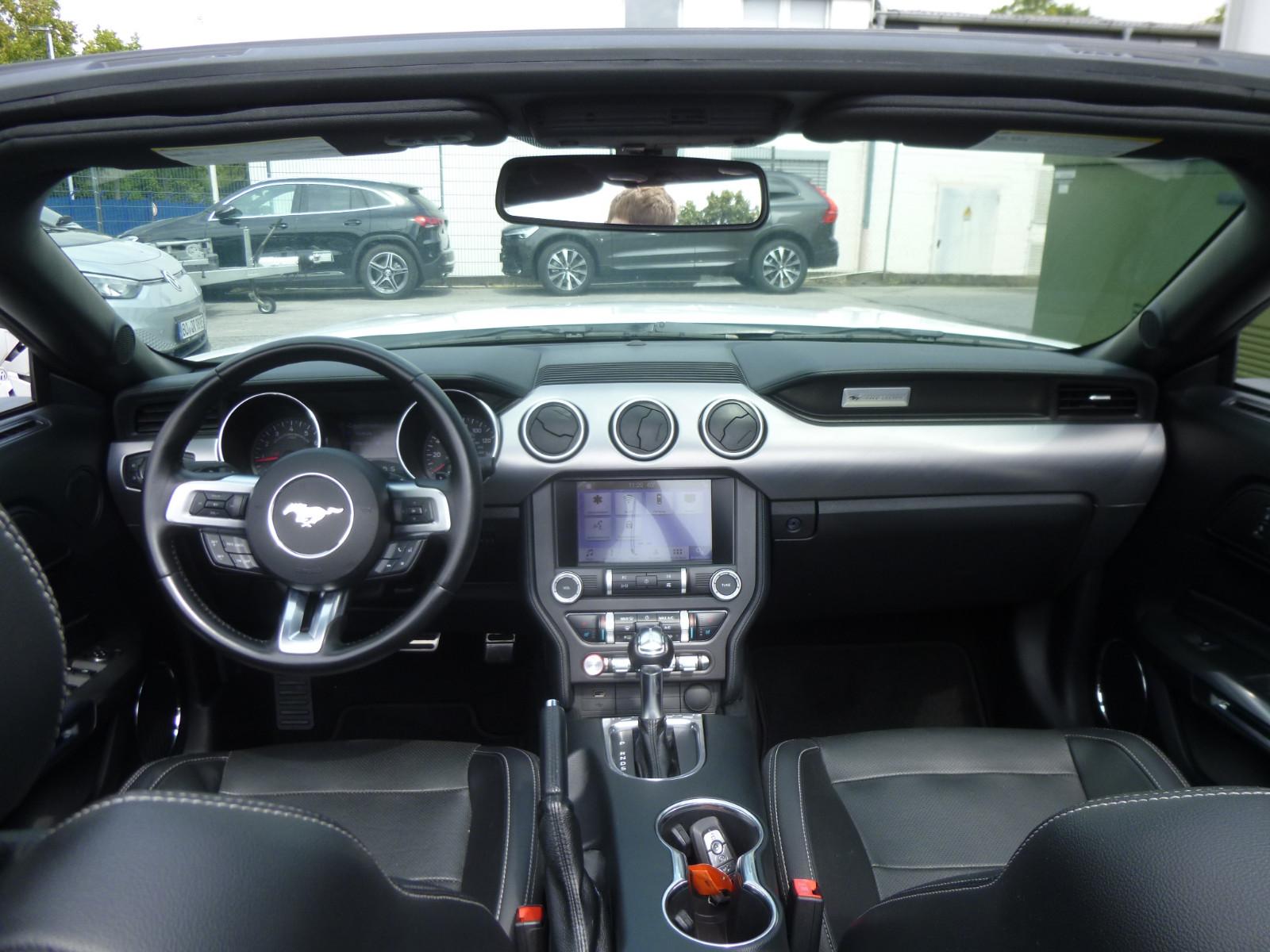 Ford Mustang 2.3 EcoBoost Cabrio
