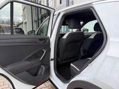 VW T-Roc Sport 4Motion/ DAB+/ NAVIGATION/ DCC/ LED VW T-Roc Sport 4Motion/ DAB+/ NAVIGATION/ DCC/ LED