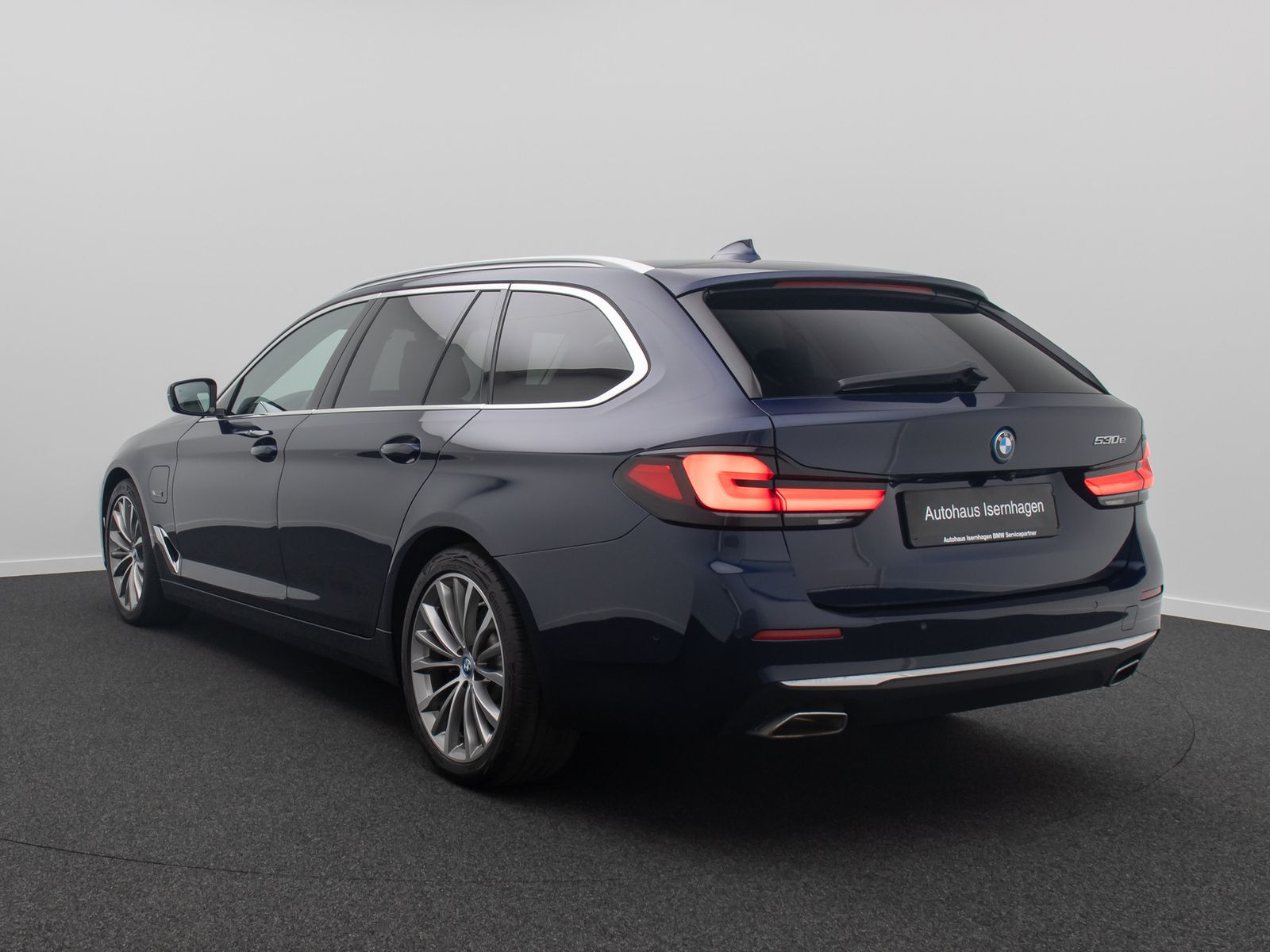 Fahrzeugabbildung BMW 530e Luxury Line DAB Laser 4*Klima Kamera Sport