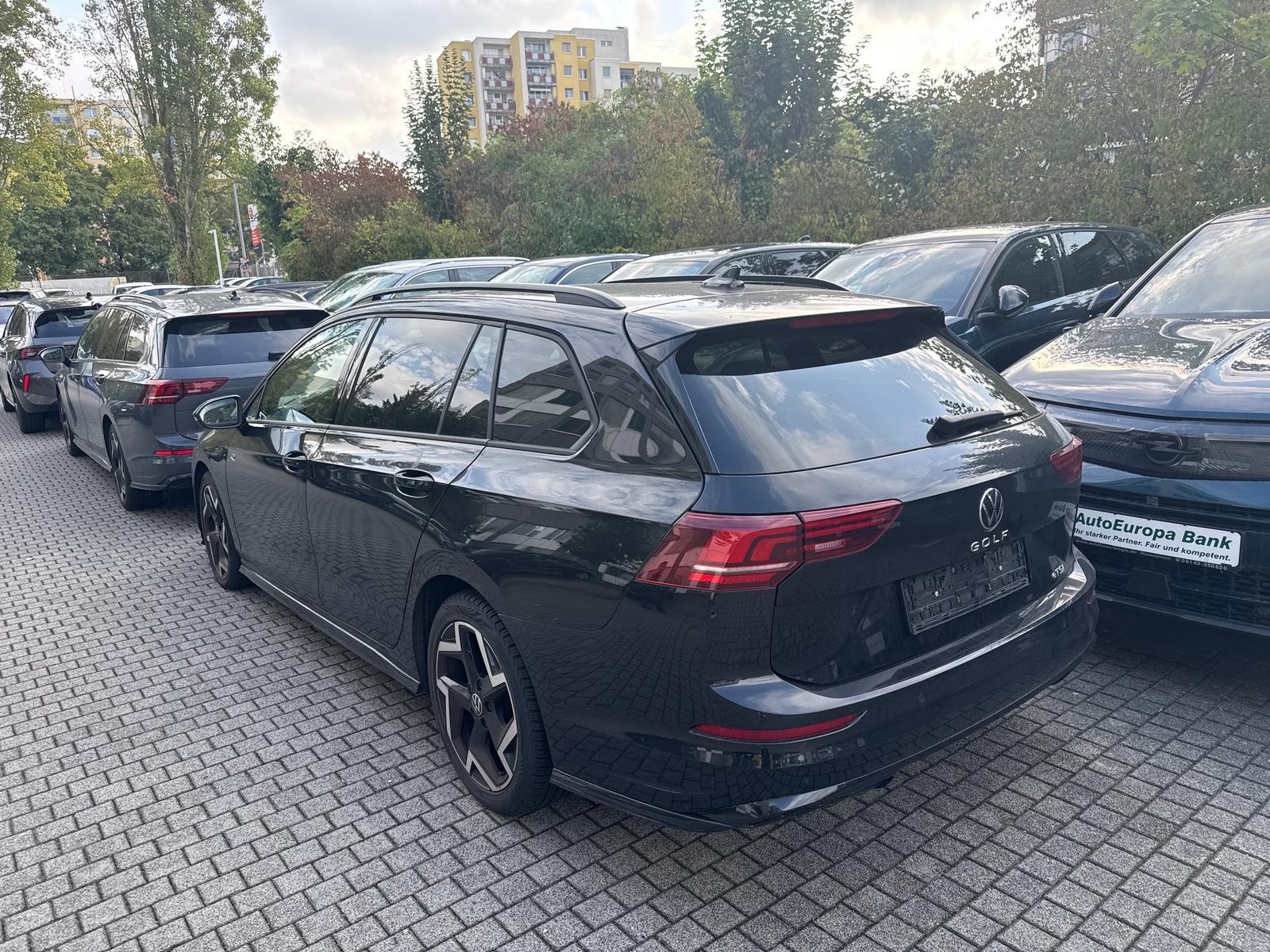 Volkswagen Golf 1.5 eTSI R-Line DSG Multimedia+Lenk/SHZ+R-K, миниатюра 2