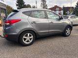 Hyundai ix35 Premium Allrad *Automatik/AHK/NAVI/Leder* - Hyundai ix35 in Lübeck