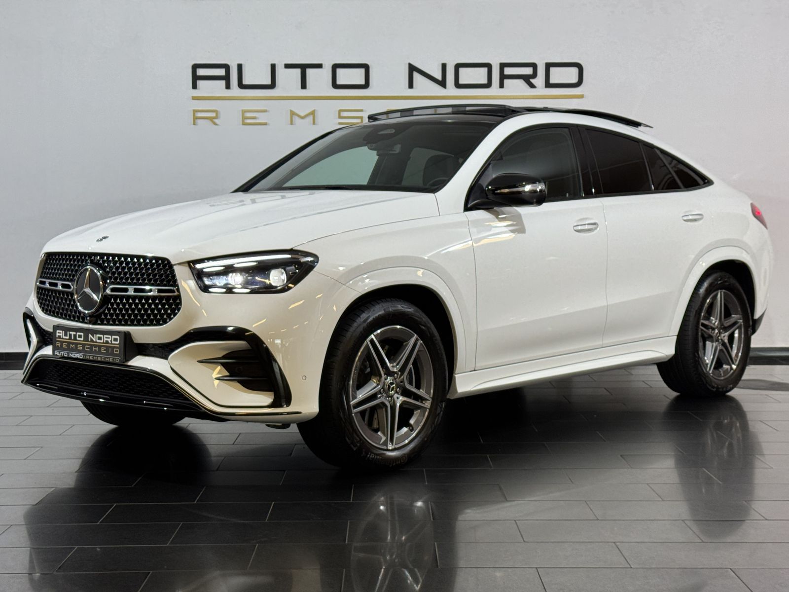 Mercedes-Benz GLE 300 d Coupe 4M AMG Line Pano 360°Cam Night foto 13