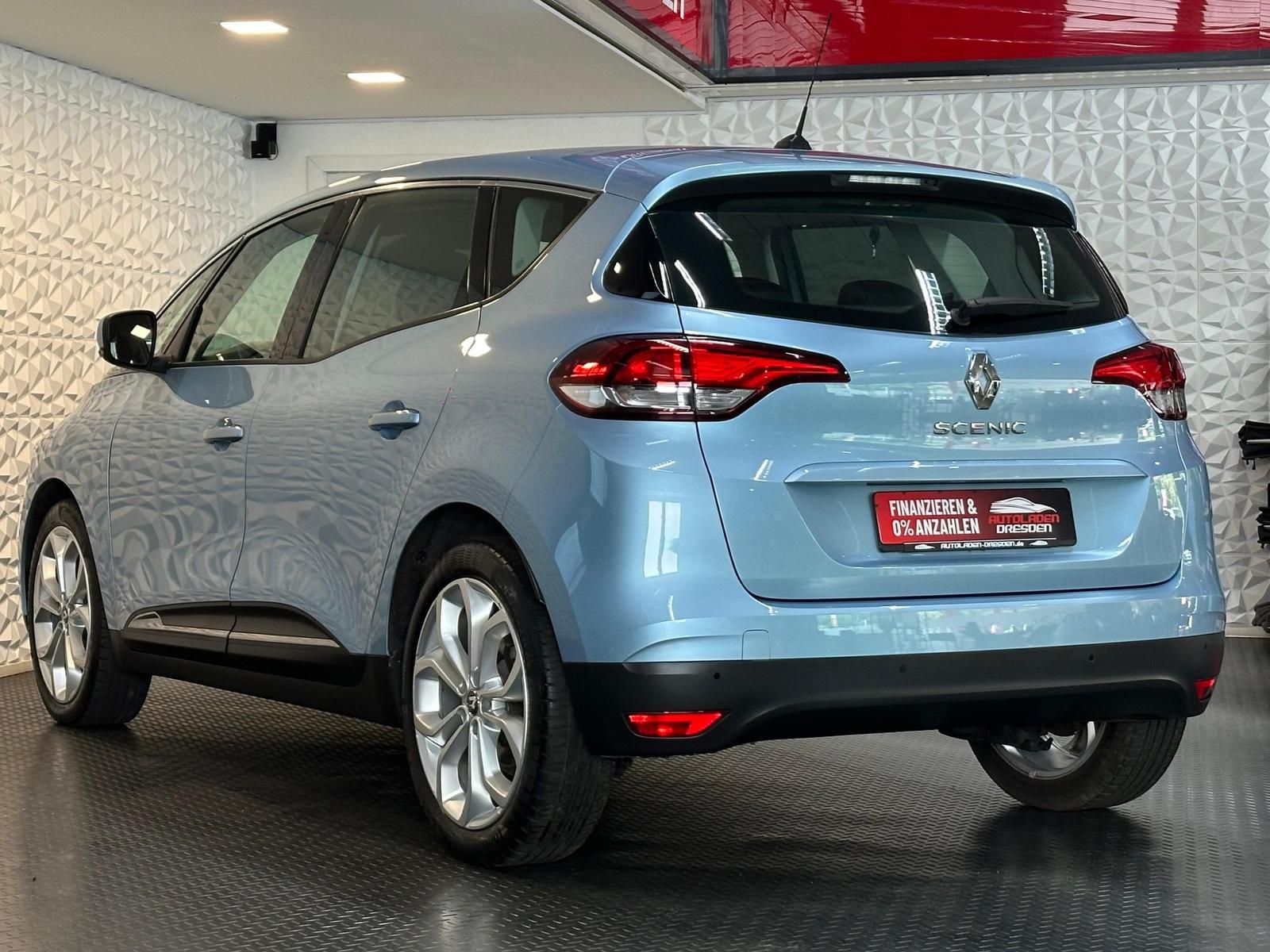RENAULT Scenic 1.2TCE ENERGY EXPERIENCE* TEMPO#NAVI#KEYL - Image 5