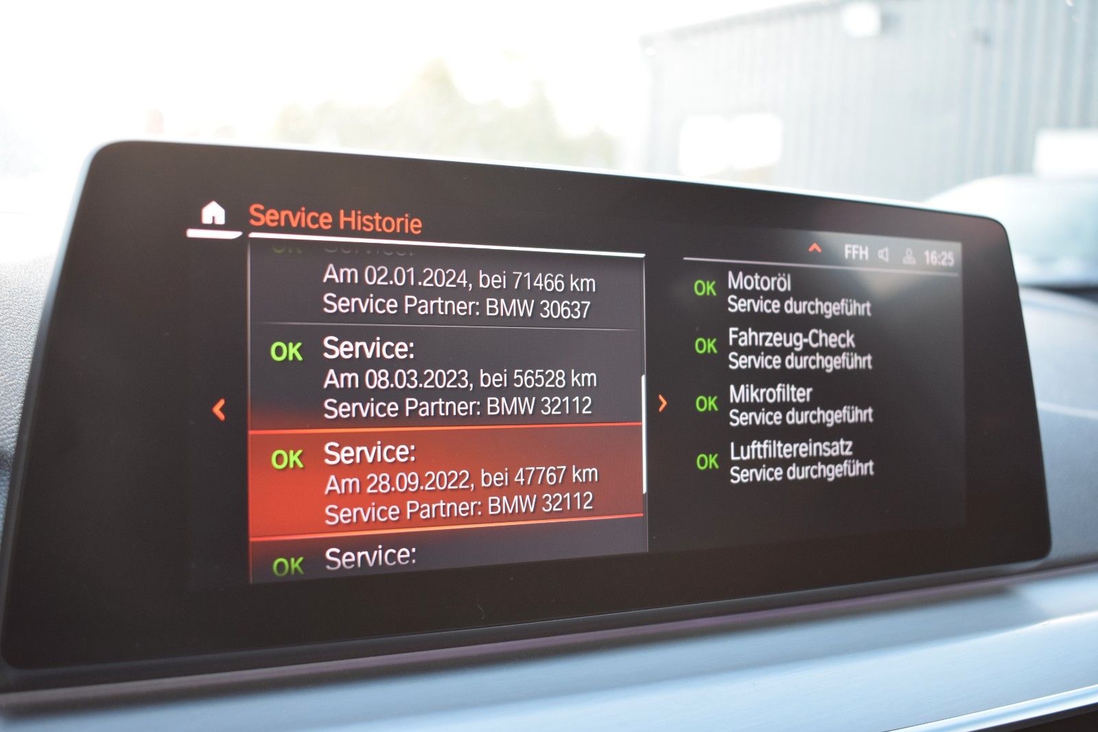 Fahrzeugabbildung BMW 520d Touring xDrive M Sport AHK/LED/KAMERA/TEMP.