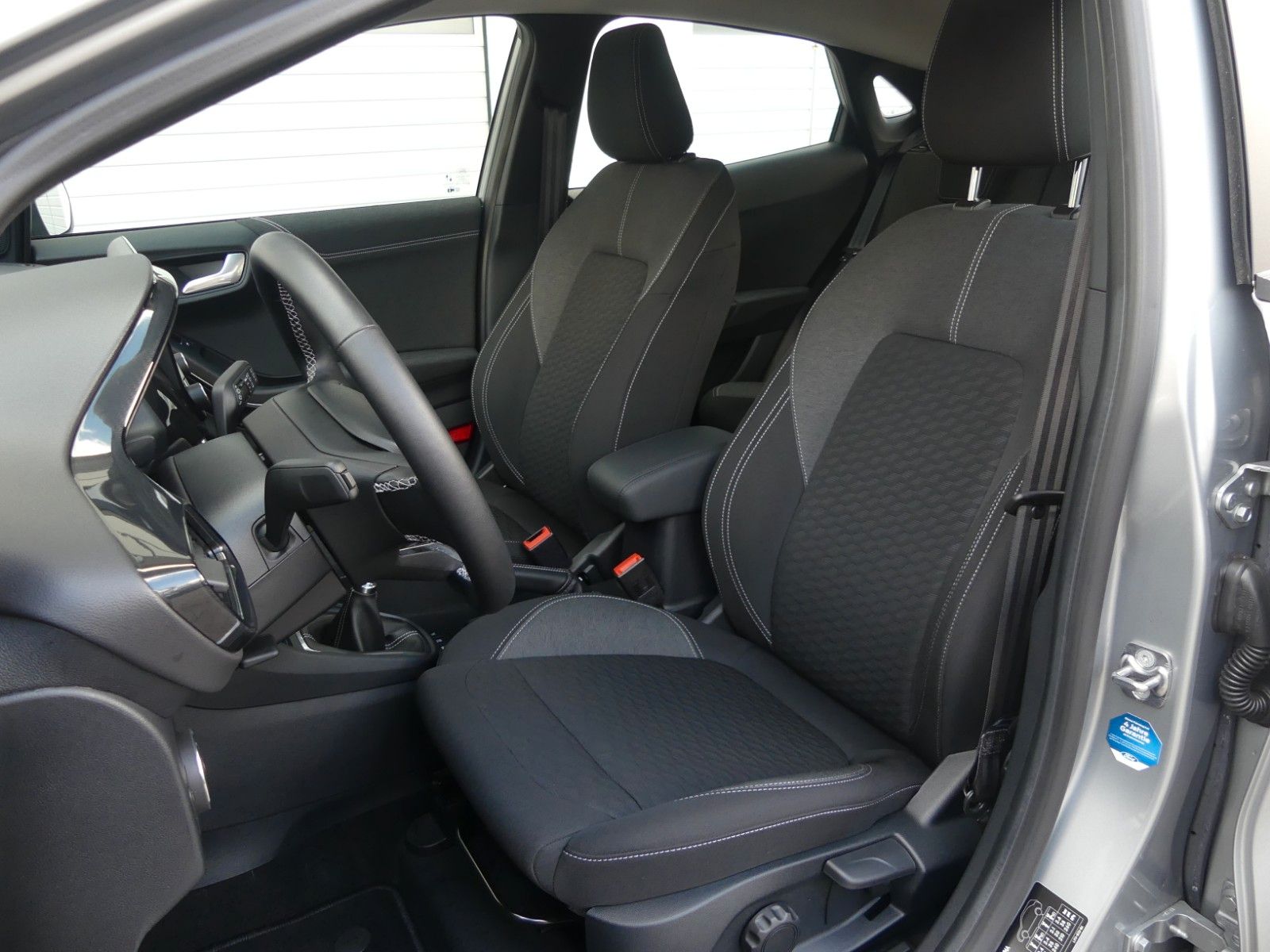 Fahrzeugabbildung Ford Puma Titanium