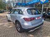 Mercedes-Benz GLC 220 d 4Matic AHK Pano DAB StHz Head-Up Distr - Mercedes-Benz mit Diesel-Antrieb: Multifunktionslenkrad