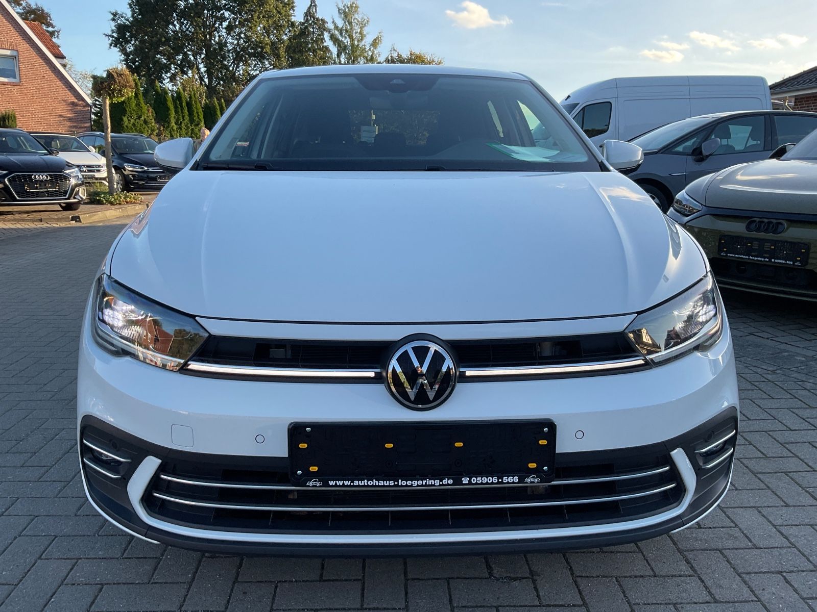 Fahrzeugabbildung Volkswagen Polo 1.0 TSI Style,LED,AHK,Virtual,ACC,Carplay,
