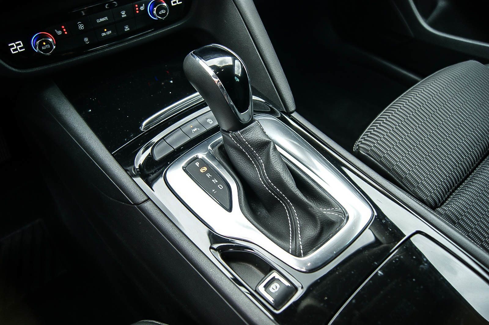 Fahrzeugabbildung Opel Insignia Sports Tourer 1.5T INNOVATION LED NAVI