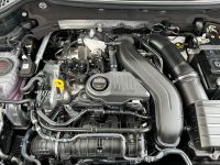SKODA Karoq 1.5 TSI DSG Sportline PANO AHK 5 J. GAR bei Autohaus Landmann & Maier OHG