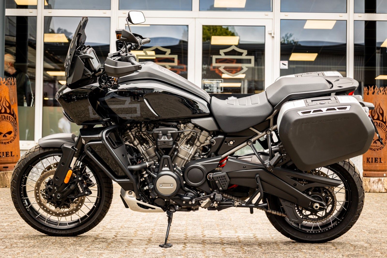 Fahrzeugabbildung Harley-Davidson RA1250S Pan America Special - ARH - Speichen