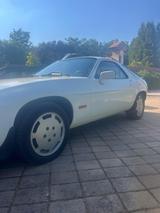 Porsche 928 - Porsche aus 1984