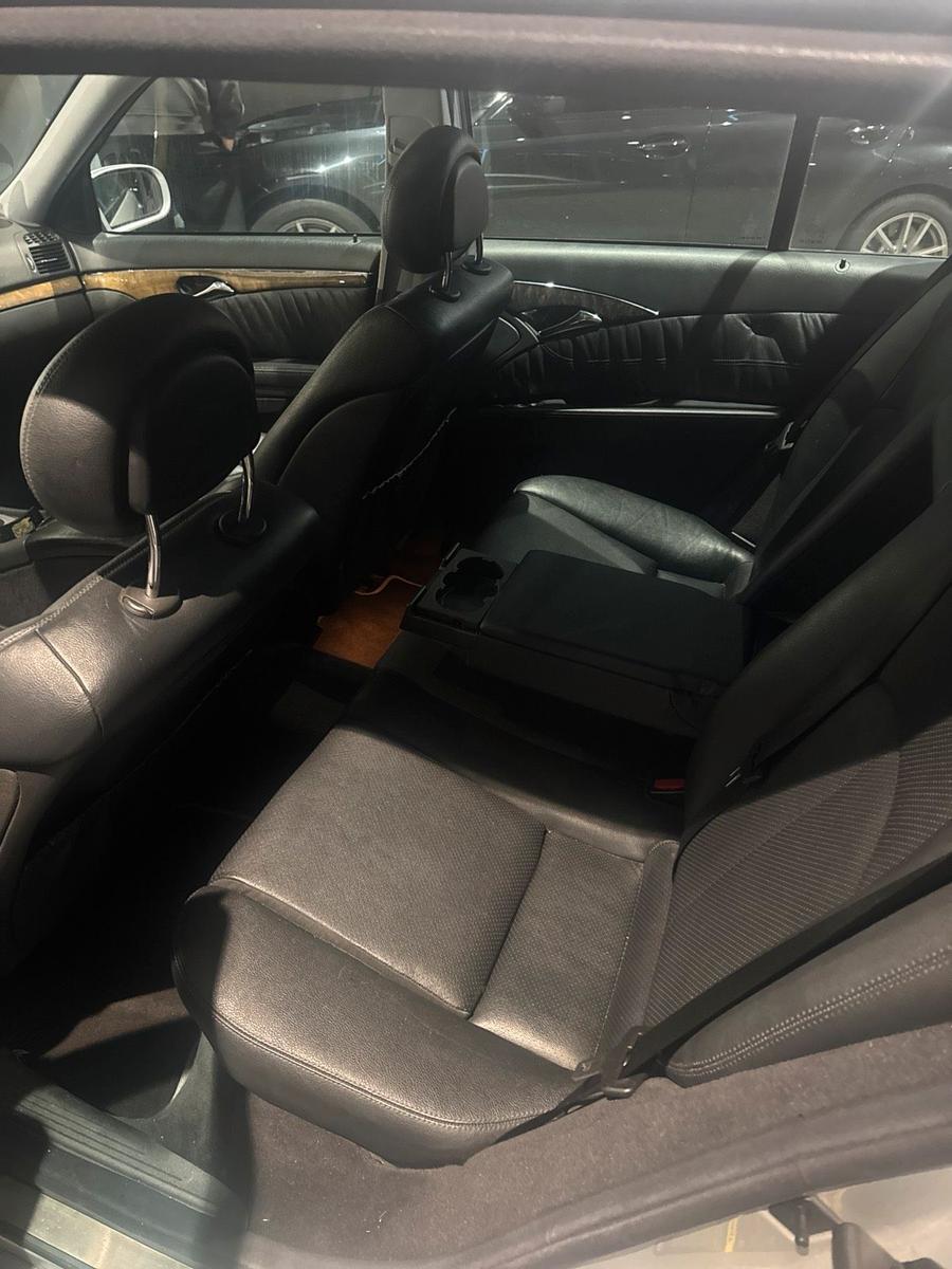 Mercedes-Benz E280 2004 — photo 10