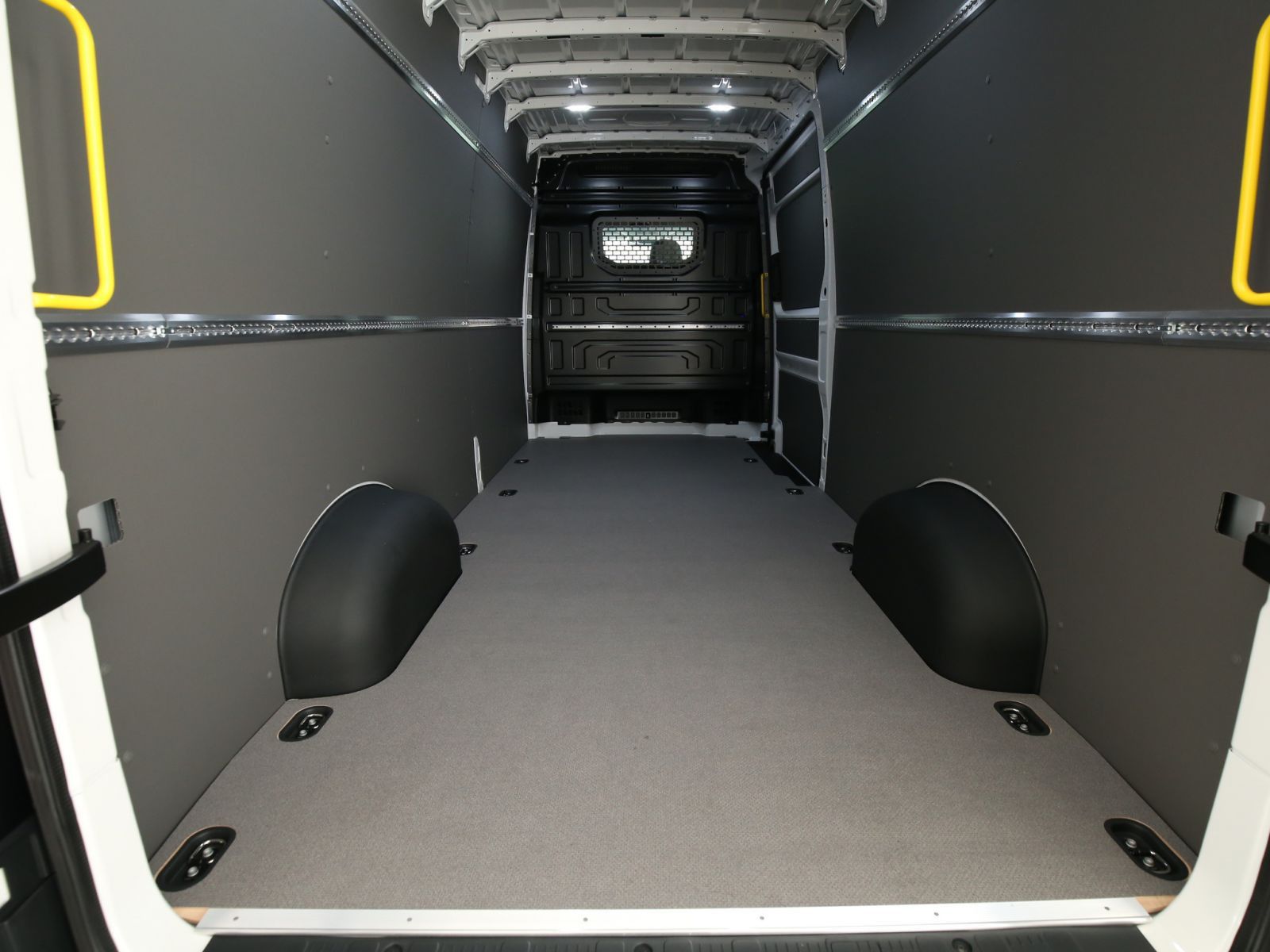Volkswagen Crafter - Bild 12