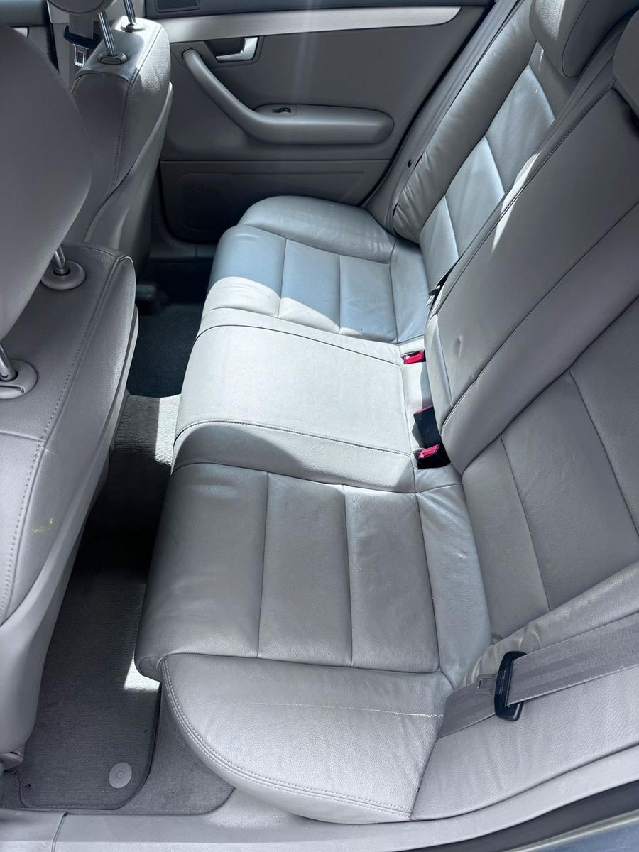 Audi A4 2005 — photo 9