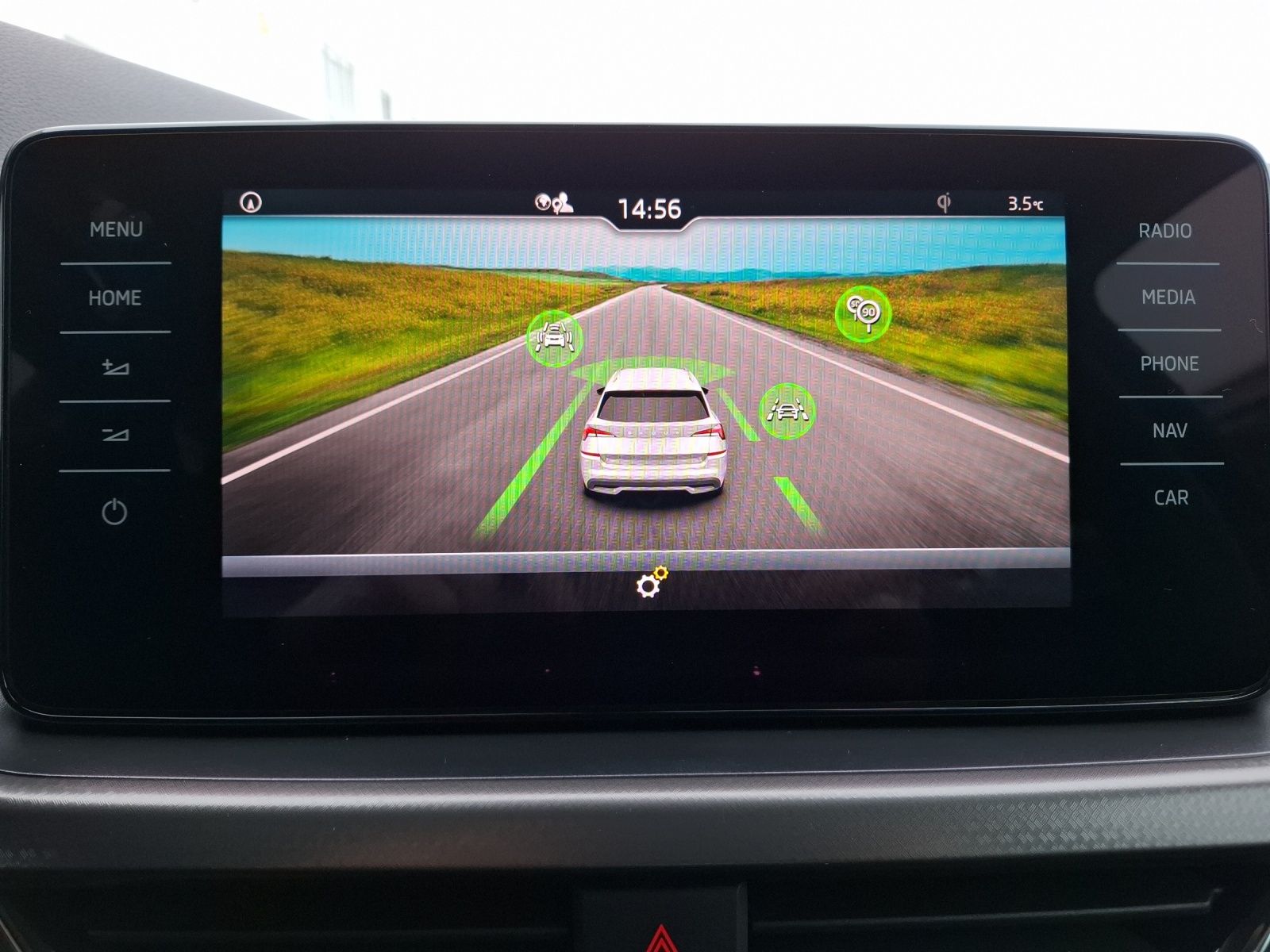 Fahrzeugabbildung SKODA Kamiq TSI Clever LED Navi AID PDC SH LM