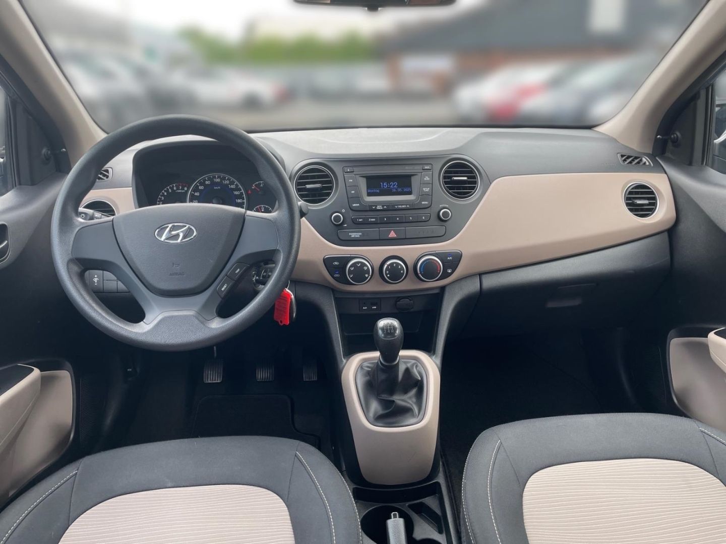 Fahrzeugabbildung Hyundai i10 1.0 Select Plus-Paket Allwetterreifen